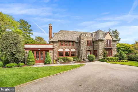 336 Thornbrook Ave, Bryn Mawr, PA 19010