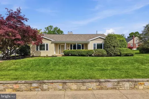 79 W Central Ave, Telford, PA 18969
