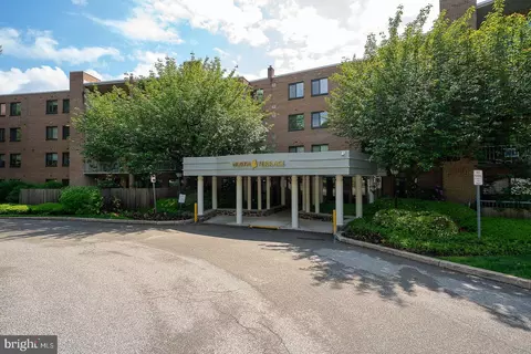 1655 Oakwood Dr #CONDO N201, Penn Valley, PA 19072