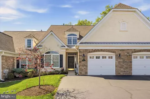 383 Brittany Ct, Souderton, PA 18964