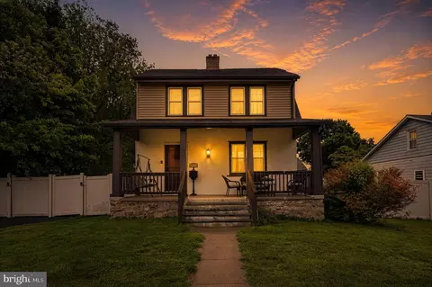 1755 Rockwell Rd, Abington, PA 19001