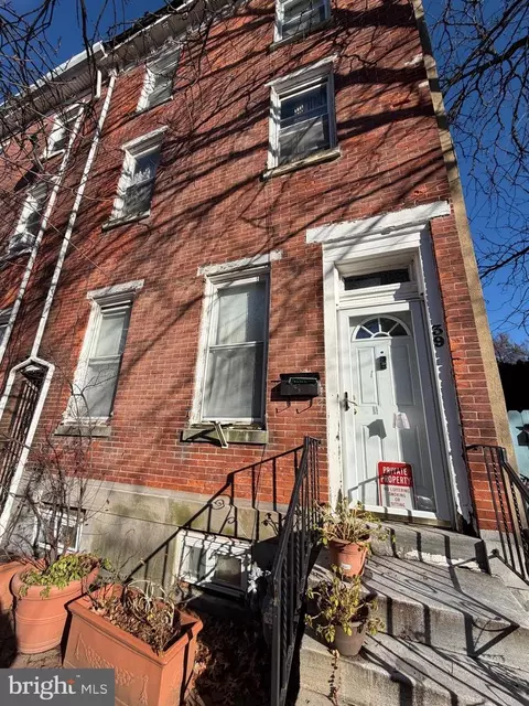 39 Jacoby St, Norristown, PA 19401
