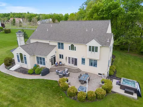 912 Ashbourne Way, Schwenksville, PA 19473