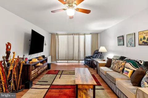 100 West Ave #301-S, Jenkintown, PA 19046