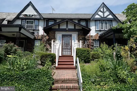 165 Stoneway Ln, Bala Cynwyd, PA 19004