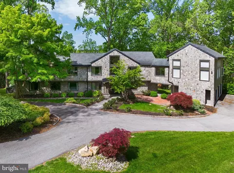 50 Fairview Rd, Penn Valley, PA 19072