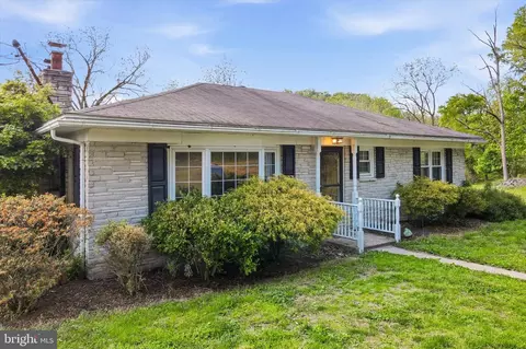 949 Pennsylvania Ave, Pottstown, PA 19464
