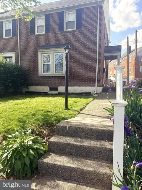 811 Spruce St, Pottstown, PA 19464