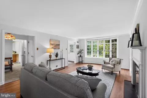 625 Willow Grove Ave, Glenside, PA 19038
