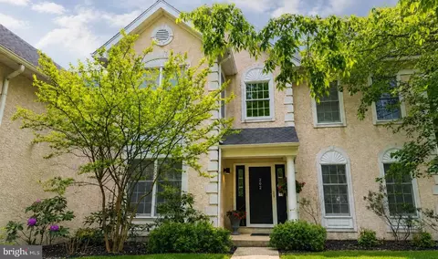 202 Olympic Club Ct, Blue Bell, PA 19422