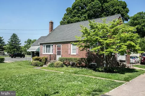 2107 Dekalb Pike, Norristown, PA 19401