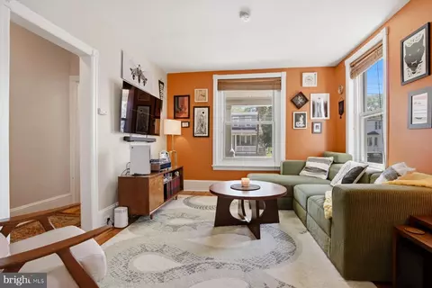 312 W Walnut St, North Wales, PA 19454