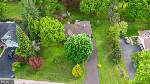 534 Pinney Rd, Huntingdon Valley, PA 19006