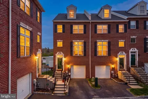 425 W 5th Ave, Conshohocken, PA 19428