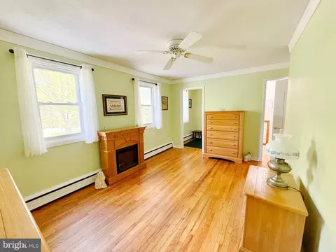 Bedroom - 4156 E Campbell Rd E, Pennsburg, PA 18073 photo 1 of 4
