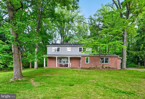 2222 Oak Ter, Lansdale, PA 19446