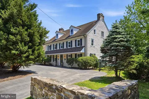 500 E Mill Rd, Flourtown, PA 19031