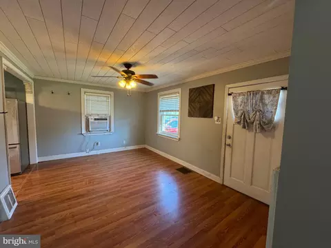 Living - 6 James Rd, Hatboro, PA 19040 photo 1 of 1