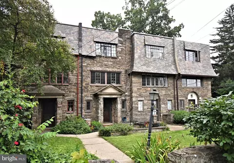 7805 Spring Ave, Elkins Park, PA 19027