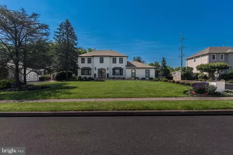 147 Gwynmont Dr, North Wales, PA 19454