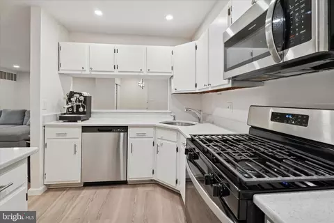 207 Stockton Ct Apt 207 # 207, North Wales, PA 19454