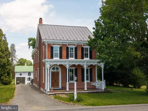 225 Niantic Rd, Barto, PA 19504