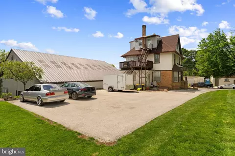 Exterior - 11 E Spring Ave, Ardmore, PA 19003 photo 6 of 7