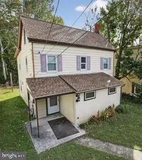 1196 Rebel Hill Rd, Conshohocken, PA 19428