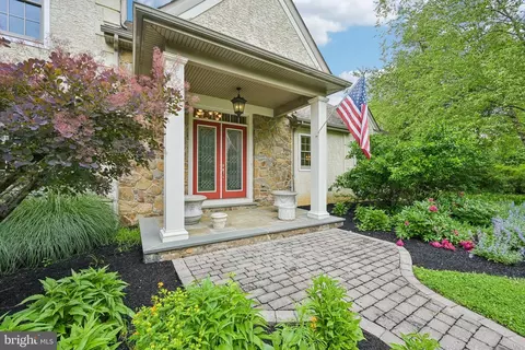 Exterior - 378 S Warner Rd, Wayne, PA 19087 photo 7 of 10