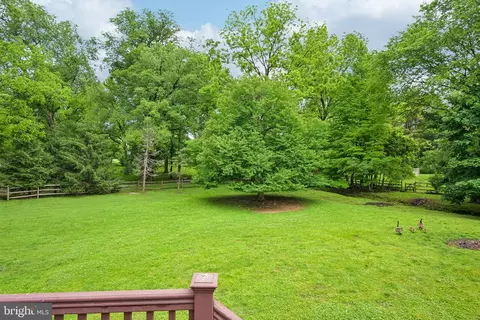 Exterior - 378 S Warner Rd, Wayne, PA 19087 photo 8 of 10