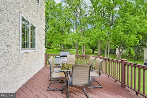 Exterior - 378 S Warner Rd, Wayne, PA 19087 photo 9 of 10