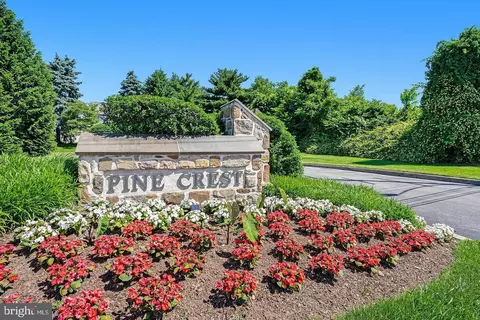 152 Pinecrest Ln, King Of Prussia, PA 19406