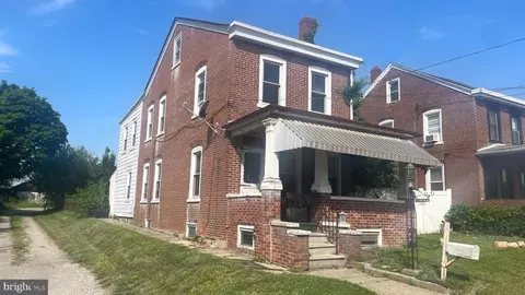 724 Tose St, Bridgeport, PA 19405