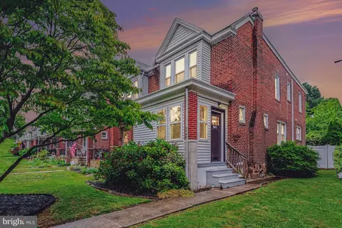 1720 Locust St, Norristown, PA 19401