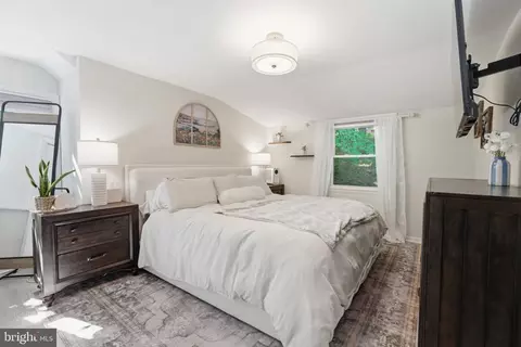 Bedroom - 582 Forest Rd, Wayne, PA 19087 photo 4 of 13