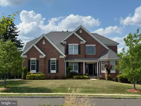 472 Caldwell Ln, Horsham, PA 19044