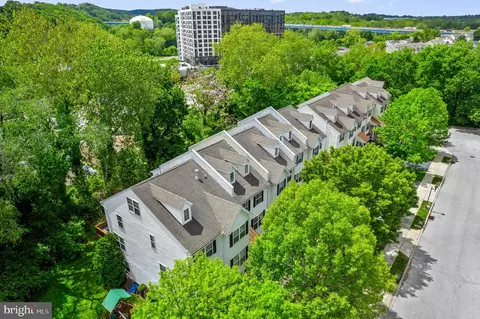303 W 1st Ave, Conshohocken, PA 19428