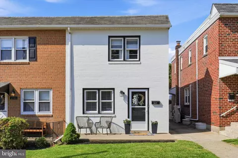 239 E 12th Ave, Conshohocken, PA 19428