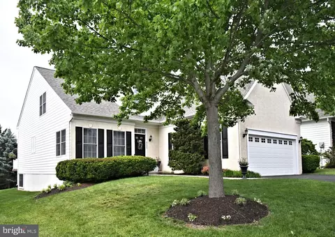 4328 Eric Dr, Schwenksville, PA 19473