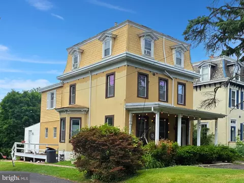 242 E Church Rd, Elkins Park, PA 19027