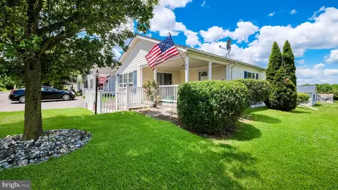 2025 Longwood Pl #2025, North Wales, PA 19454