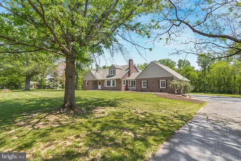 194 Congo Rd Apt, Gilbertsville, PA 19525