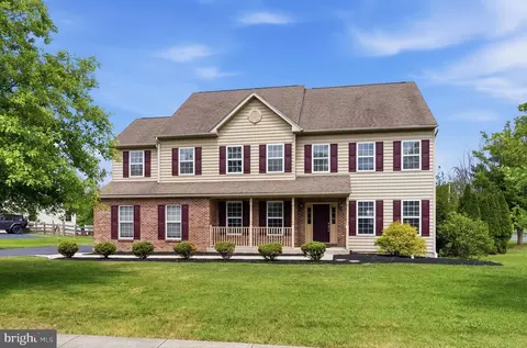 89 Bella Rosa Ct, Royersford, PA 19468
