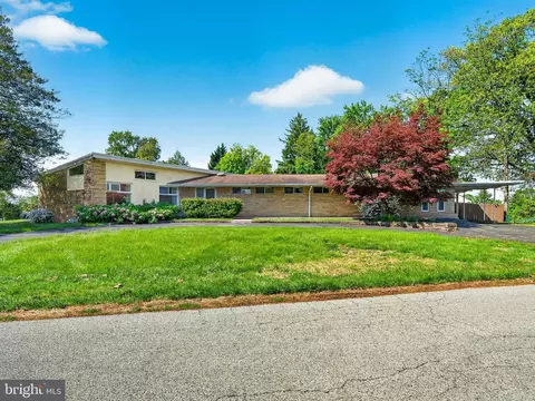 2615 Dogwood Ln, East Norriton, PA 19401