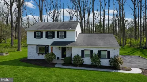 1113 E Prospect Ave, North Wales, PA 19454