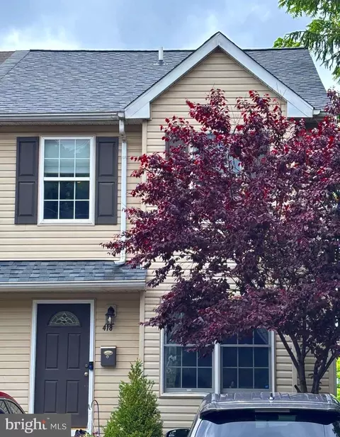 418 State St, East Greenville, PA 18041