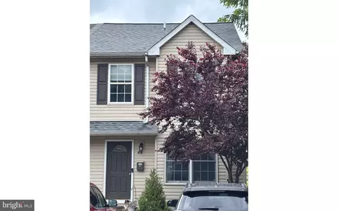 418 State St, East Greenville, PA 18041