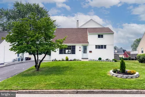 354 W Signal Hill Rd, King Of Prussia, PA 19406