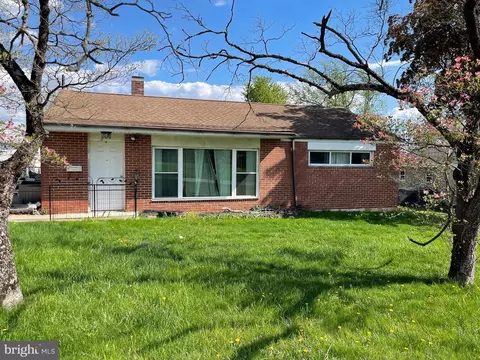 200 New Hope St, Plymouth Meeting, PA 19462