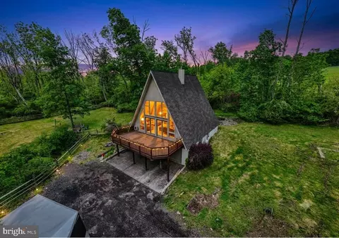 216 Maugers Mill Rd, Pottstown, PA 19464